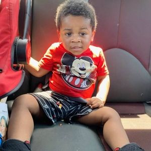 Meet your Posher, April